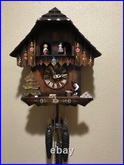 New cuckoo clock black forest musical. Working with original box and doc