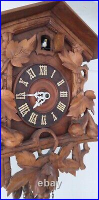 Pretty Vintage Black Forest Cuckoo G & H Wall 30-Hour Striking Clock ca. 1875