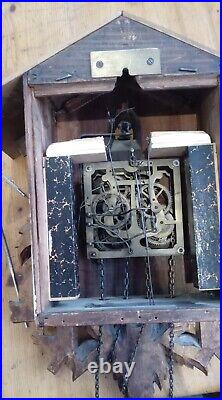 Pretty Vintage Black Forest Cuckoo G & H Wall 30-Hour Striking Clock ca. 1875